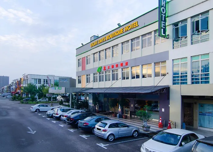 Eight Days Boutique Hotel @ Mount Austin Johor Bahru